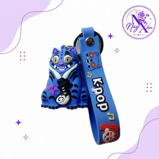 Gato con pájaro Kpops